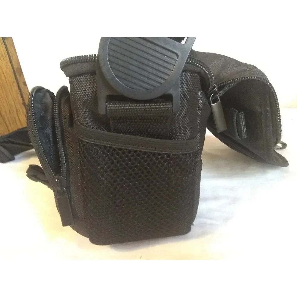 Camera Bag Black Adjustable Removeable Strap‎ Zip Divider 6 Various Type Pockets